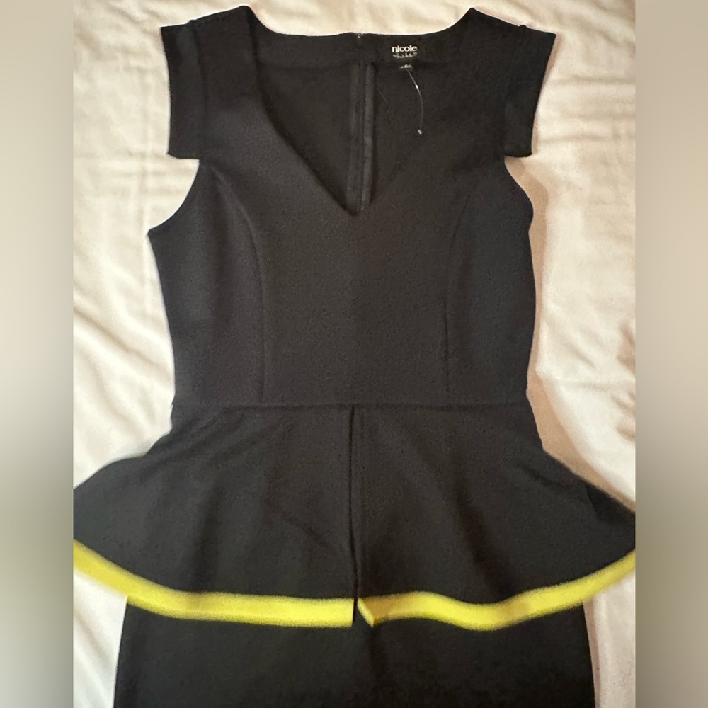 Nicole dress size s